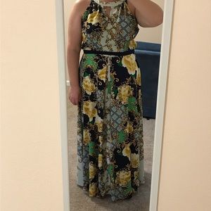 Beautiful halter-neck style long dress